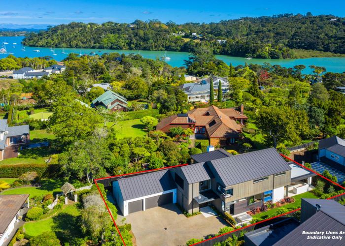  at 82 ROLAND Road, Greenhithe, Auckland