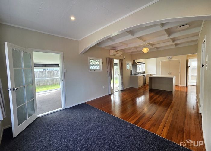  at 1/16 Northcote Road, Takapuna, North Shore City, Auckland