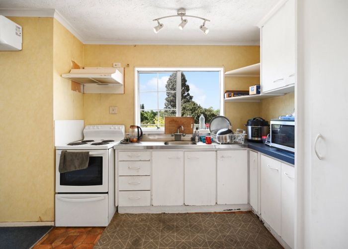  at 2/1243 Victoria Street, Beerescourt, Hamilton, Waikato