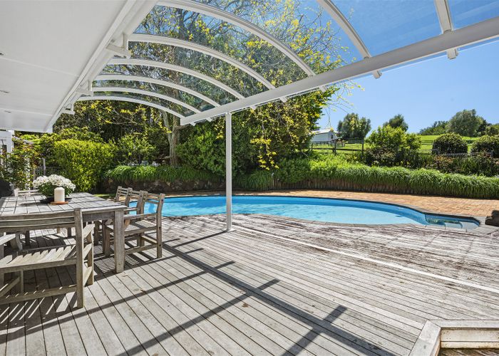  at 1450 Alfriston Road, Manurewa