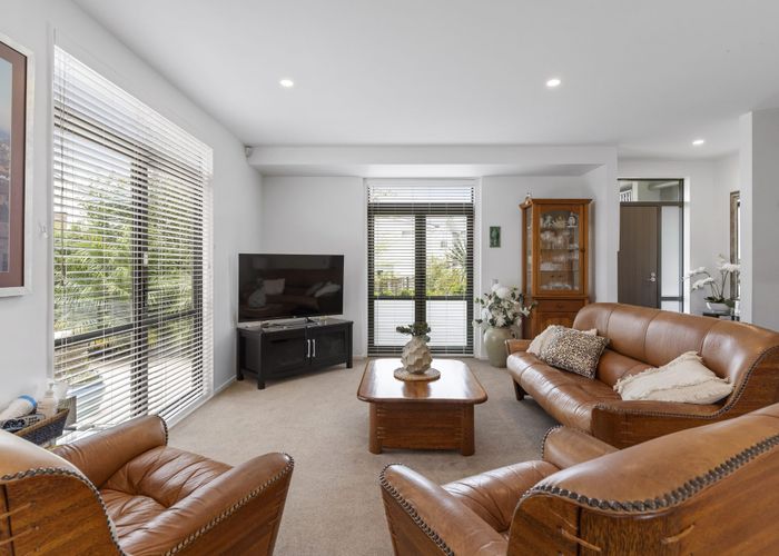  at 66 Gunner Drive, Te Atatu Peninsula, Auckland
