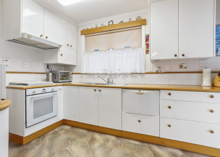  at 63 Taunton Terrace, Blockhouse Bay, Auckland