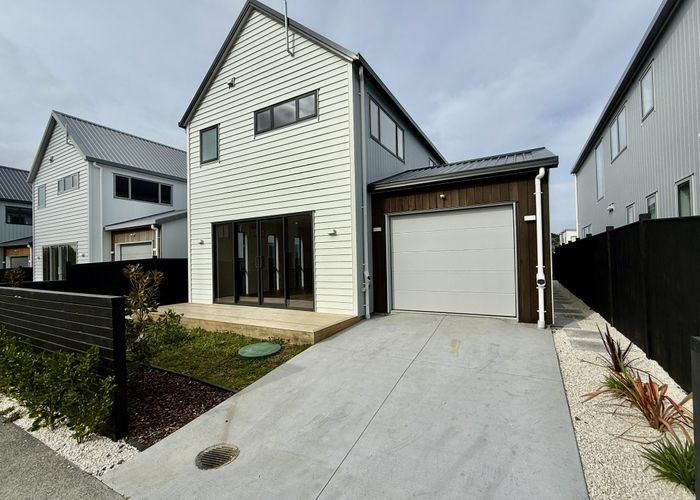  at 2 Kartolina Crescent, Kumeu, Rodney, Auckland