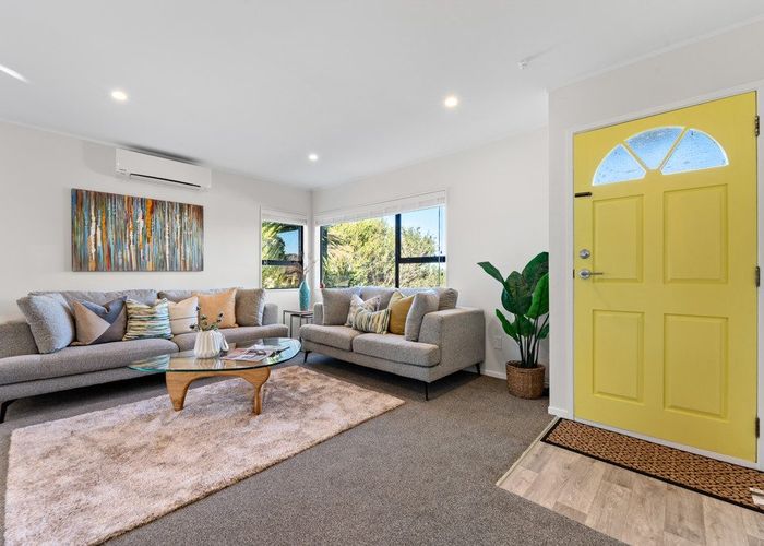  at 1/14 Kupari Place, Totara Vale, North Shore City, Auckland