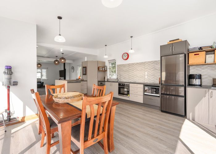 at 8 Montagu Street, Feilding, Feilding