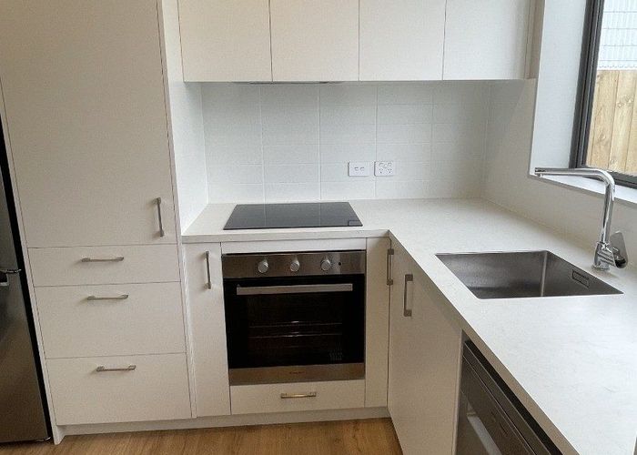  at 130 Richmond Street, Petone, Lower Hutt, Wellington