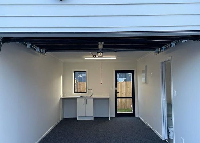  at 2/54 Wellington Street, Hamilton East, Hamilton, Waikato