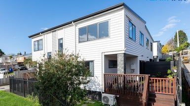  at 189A Edmonton Road, Te Atatu South, Auckland