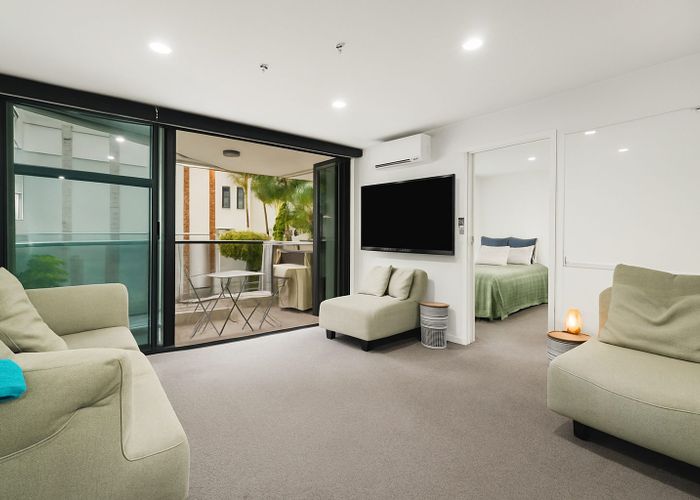  at 1E/175 Hurstmere Road, Takapuna, North Shore City, Auckland