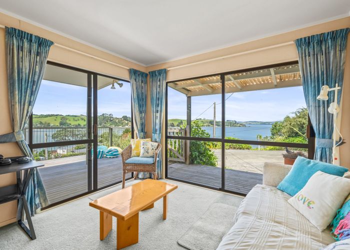 at 14 Cliff Street, Pahi, Kaipara, Northland