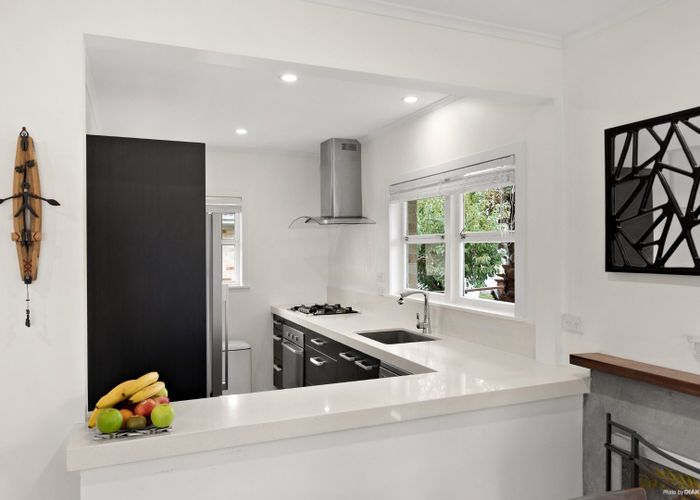  at 2/9 Bowling Ave, Epsom, Auckland City, Auckland