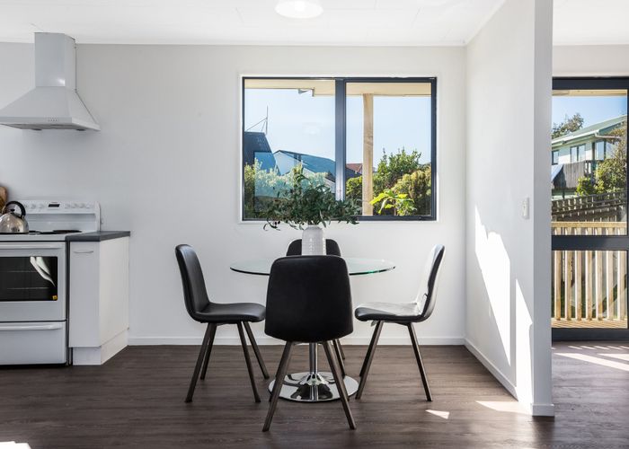  at 17 Coventry Close, Ascot Park, Porirua