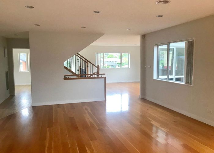  at 4 Ballyboe Place, Pinehill, North Shore City, Auckland