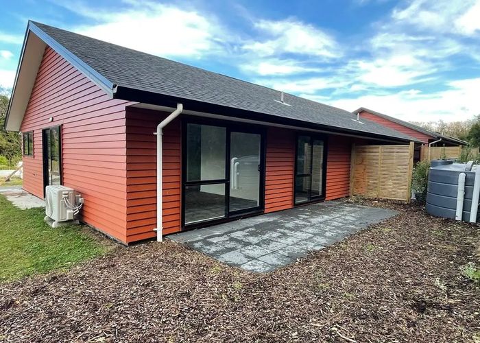  at 7 Winnie Close, Acacia Bay, Taupo, Waikato