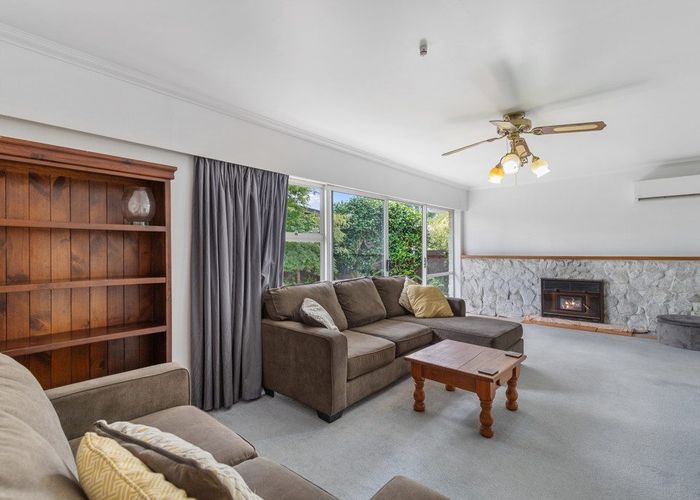  at 80 Lewis Street, Glenview, Hamilton