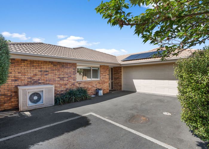  at 432C Harewood Road, Harewood, Christchurch