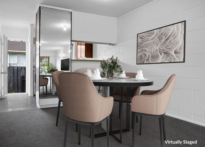  at 4/25A Vine Street, Mangere East, Manukau City, Auckland