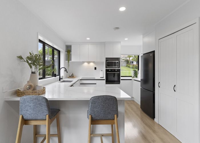  at 31 Kenmure Avenue, Forrest Hill, Auckland