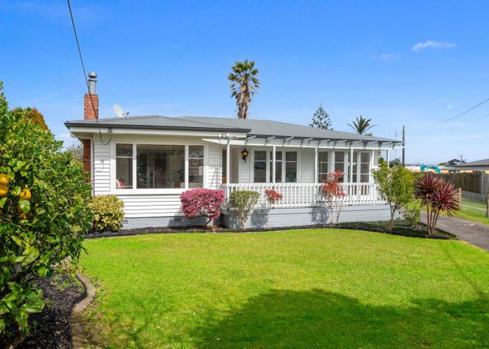  at 19 Edgerton Road, Te Atatu Peninsula, Waitakere City, Auckland