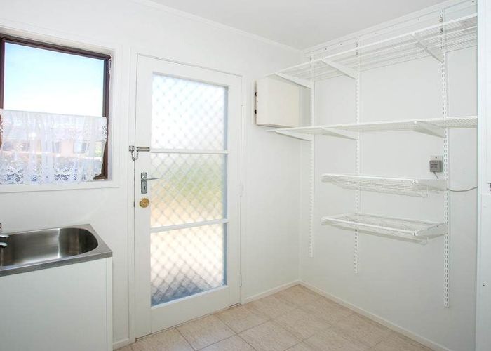  at 390C Richardson Road, Mount Roskill, Auckland City, Auckland