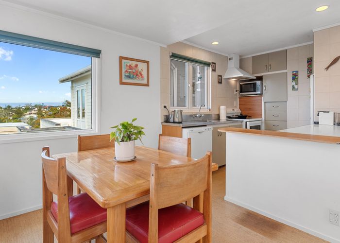  at 1/31 Deep Creek Road, Waiake, Auckland