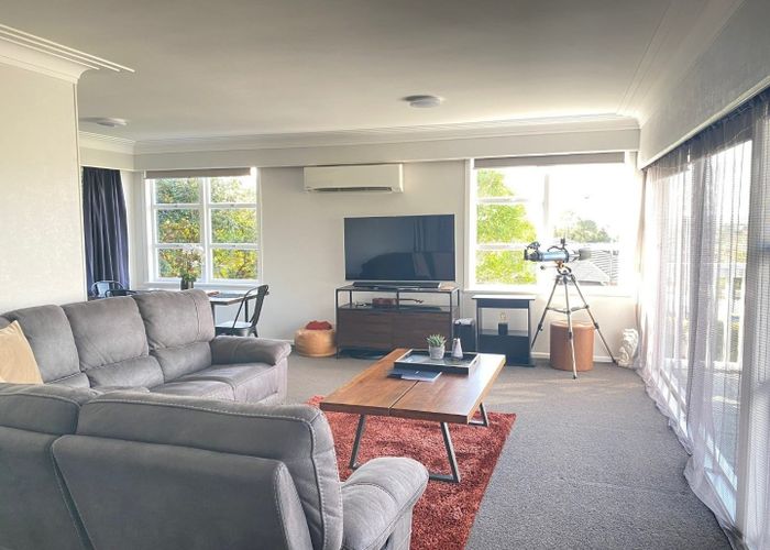  at 5 Hartley Terrace, Massey, Waitakere City, Auckland