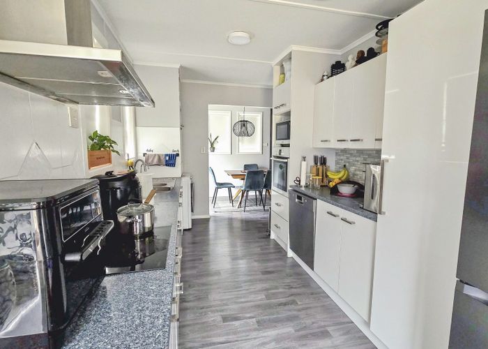  at 5 Hay Street, Naenae, Lower Hutt, Wellington