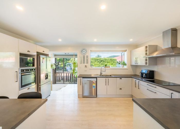  at 90 Clouston Park Road, Clouston Park, Upper Hutt