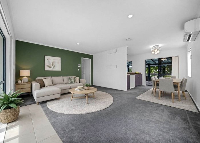  at 69a Awaroa Road, Sunnyvale, Waitakere City, Auckland