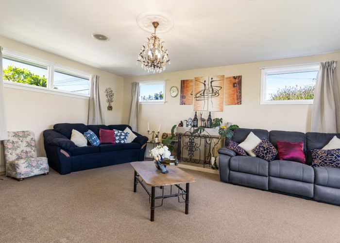  at 18 Compton Street, Woolston, Christchurch City, Canterbury