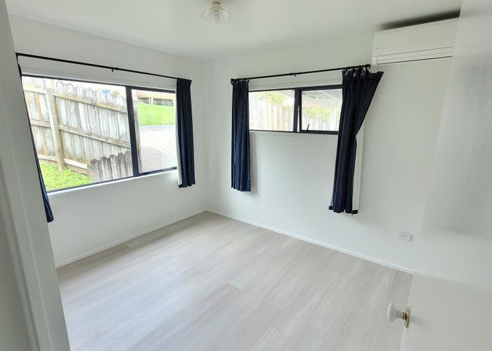  at 1/100 Birkdale Road, Birkdale, Auckland