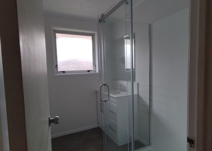  at 2/6 Browns Road , Manurewa, Manukau City, Auckland