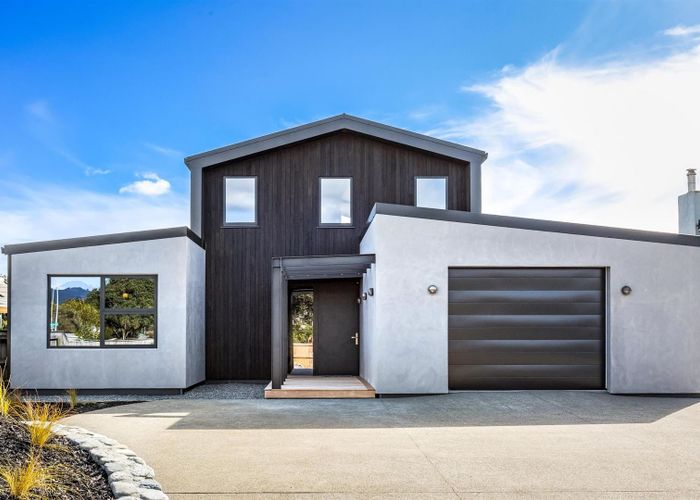  at 123 Manly Street, Paraparaumu Beach, Paraparaumu