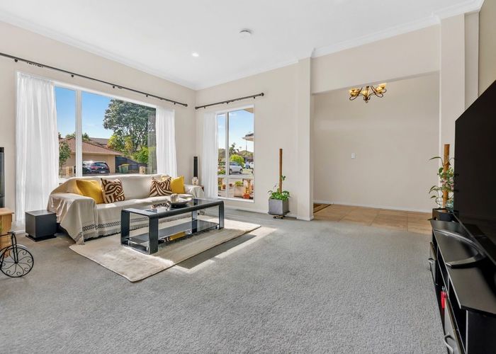  at 1 Stornaway Drive, Flat Bush, Manukau City, Auckland