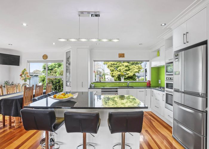  at 19 Merchant Avenue, Te Atatu South, Waitakere City, Auckland