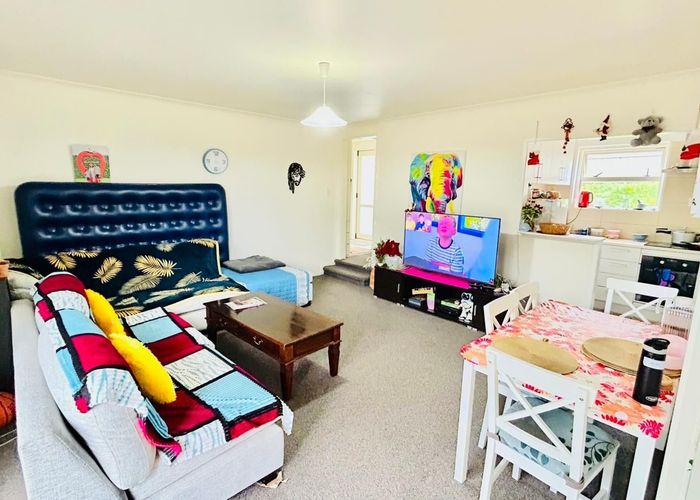  at 2A Seaview Road, Milford, North Shore City, Auckland