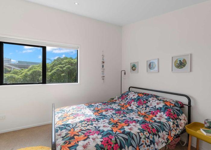  at 28 Kotuitui Street, Manukau, Auckland