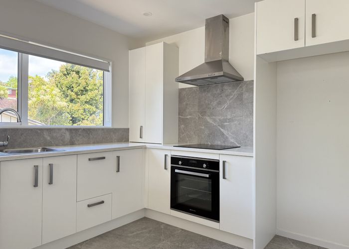  at 6 Halder Place, Torbay, Auckland