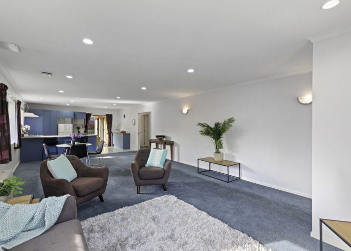  at 9 Gloucester Street, Silverstream, Upper Hutt