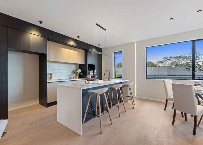  at 8/36 William Souter Street, Forrest Hill, North Shore City, Auckland