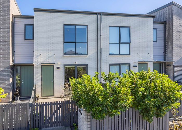  at 25 Waenganui Road, Hobsonville, Waitakere City, Auckland