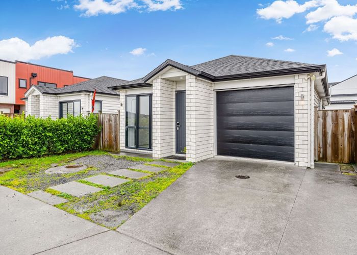  at 6 Opoka Street, Papakura, Papakura, Auckland
