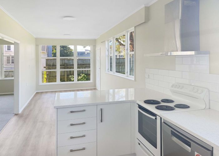  at 24 Cornwall Street, Lower Hutt, Lower Hutt, Wellington