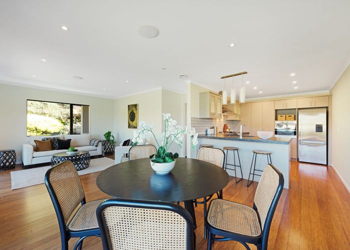  at 39 Khouri Avenue, Karori, Wellington