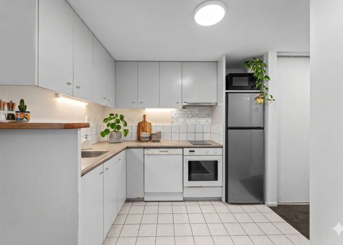  at 16B/3 Whitaker Place, Grafton, Auckland