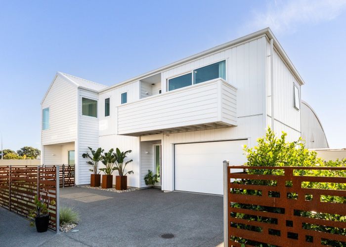  at 33 Coronation Street, Ahuriri, Napier, Hawke's Bay