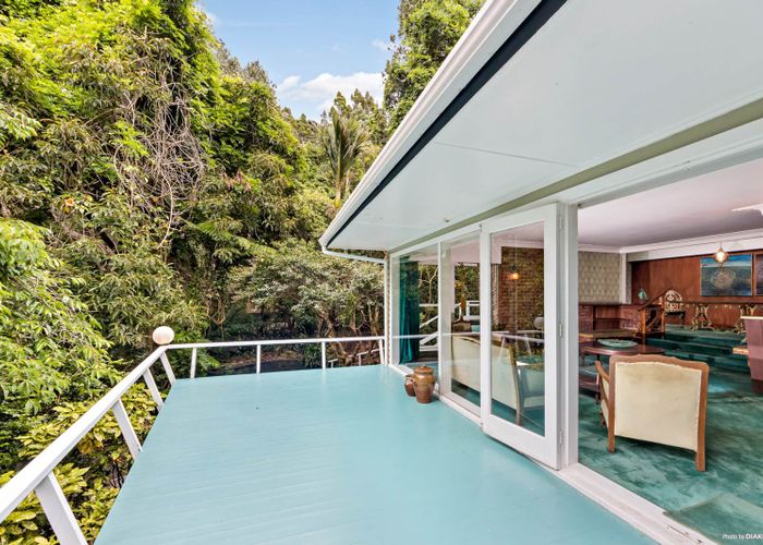  at 20 Takahe Road, Titirangi, Auckland