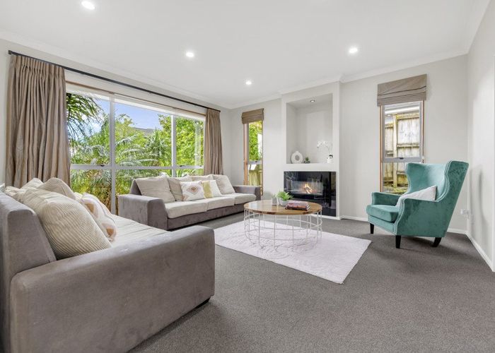  at 19 Gibbston Crescent, Flat Bush, Manukau City, Auckland