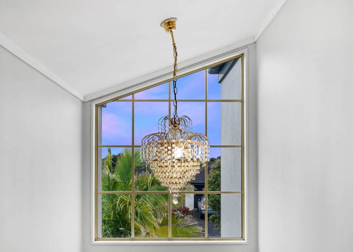  at 8 McKittrick Avenue, Flat Bush, Manukau City, Auckland