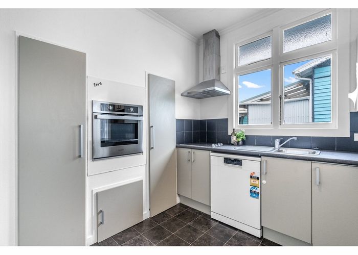  at 162 Morton Street, Strathern, Invercargill